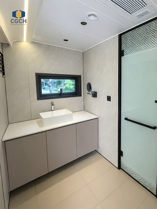 R5-CGCH space capsule house-interior details1