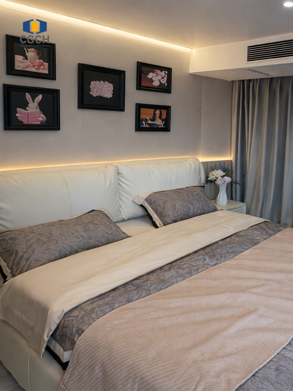 W6-CGCH space capsule house-interior details1